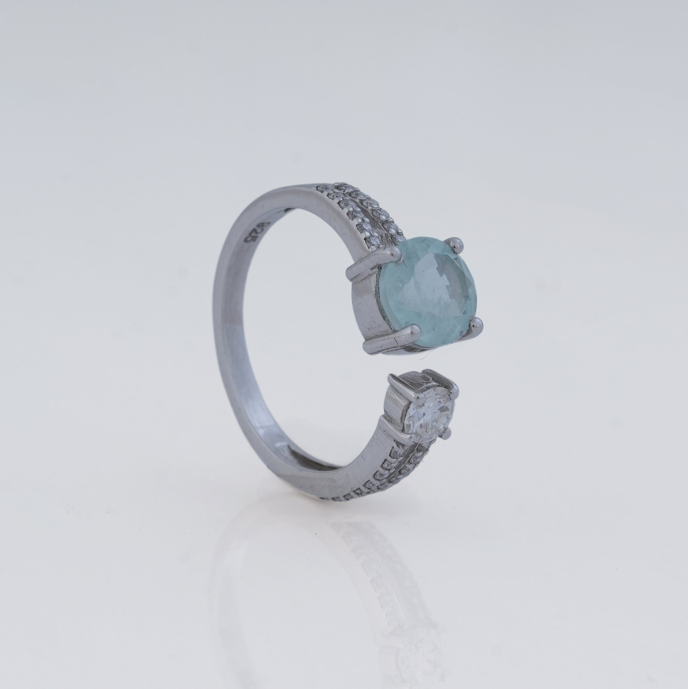 Aquamarine & Moissanite Ring in 925 Silver, Serenity & Clarity