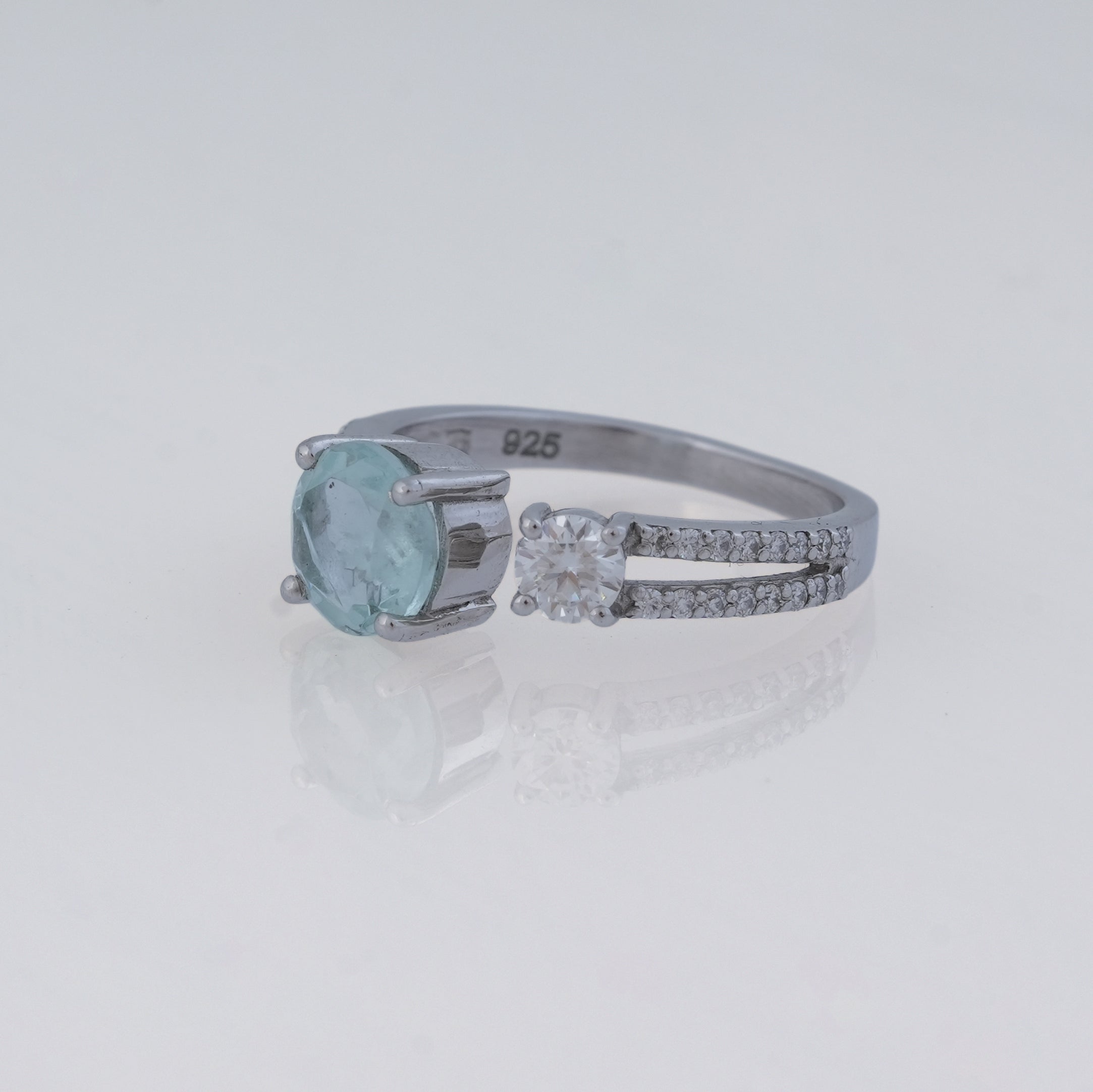Aquamarine & Moissanite Ring in 925 Silver, Serenity & Clarity