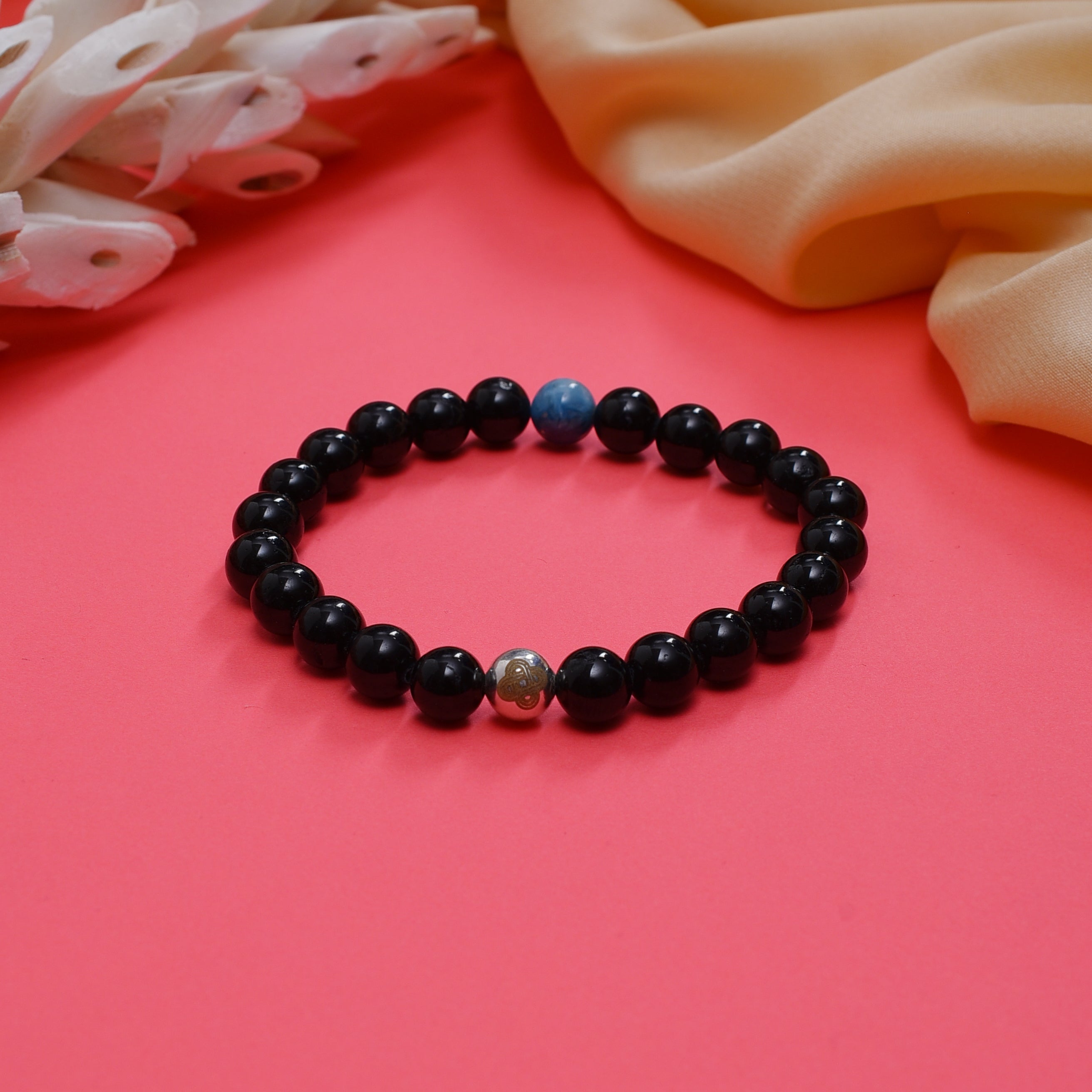 PROTECTIVE GAZE AMULET