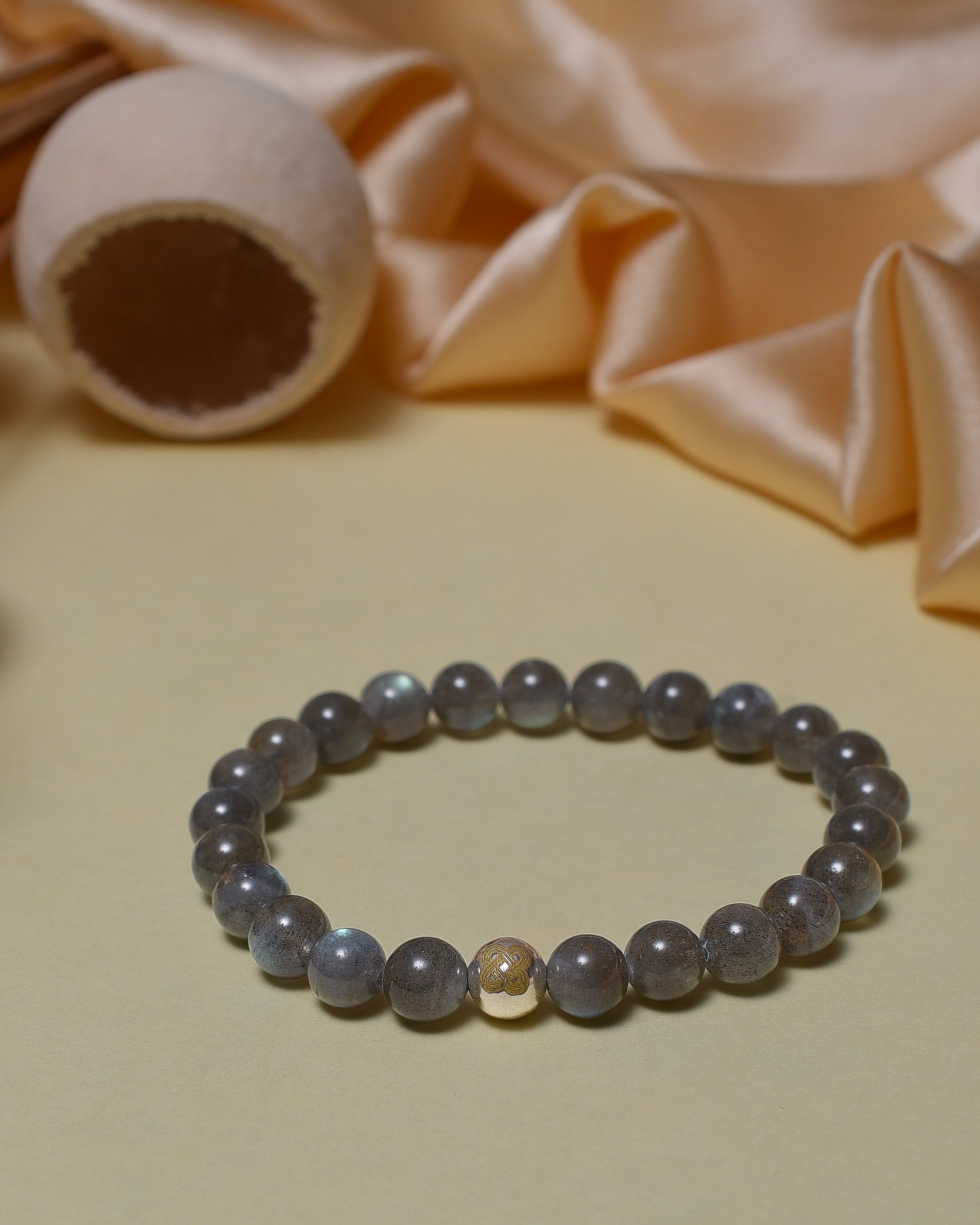 LABRADORITE BRACELET