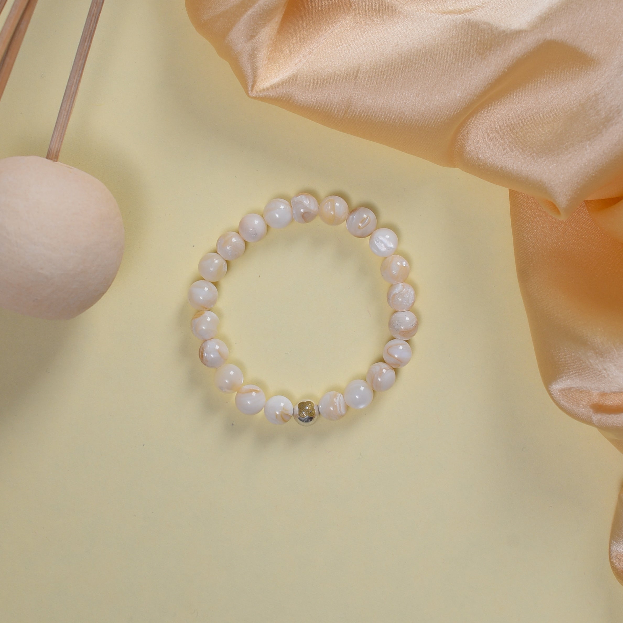 MOTHER OF PEARL BRACELET