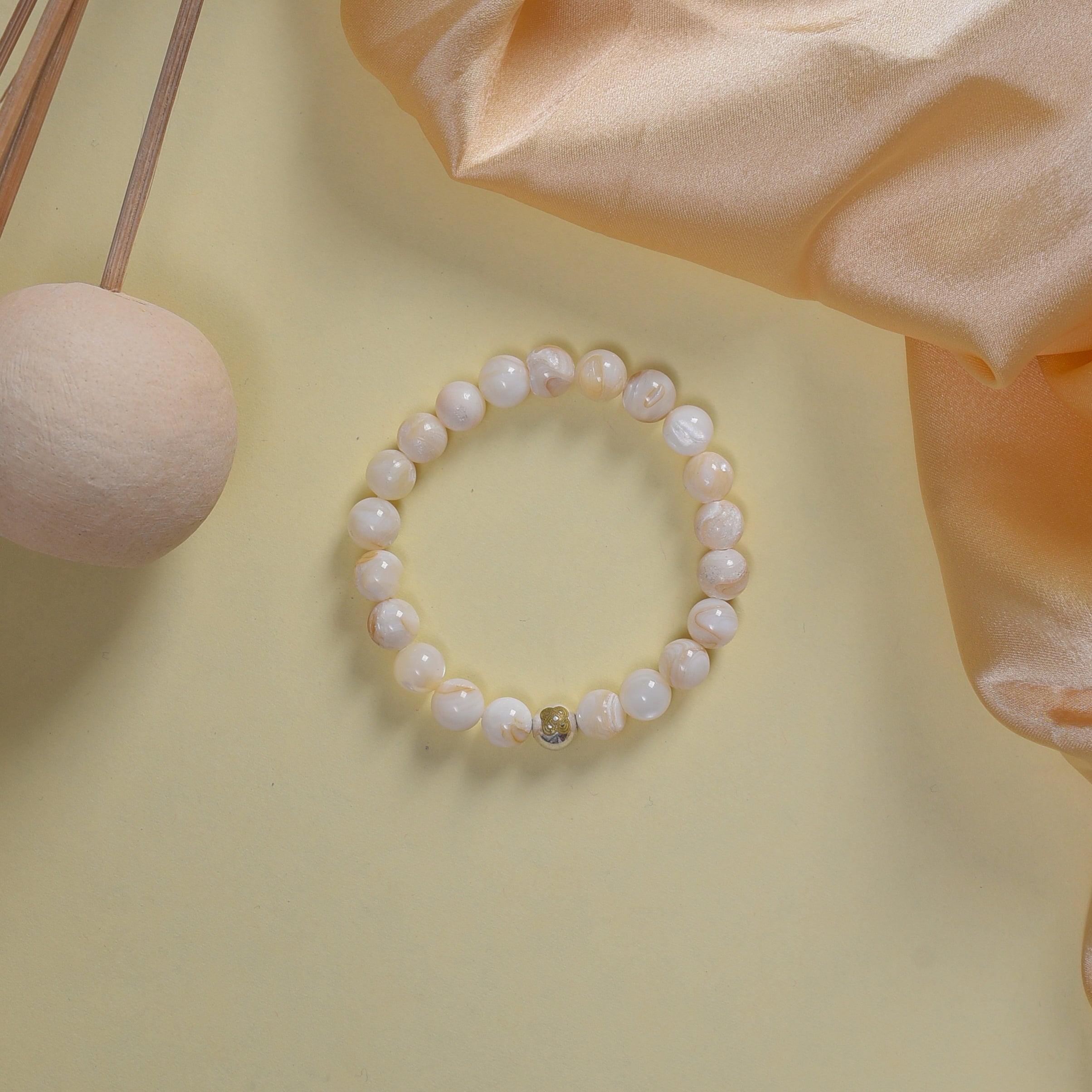 MOTHER OF PEARL BRACELET
