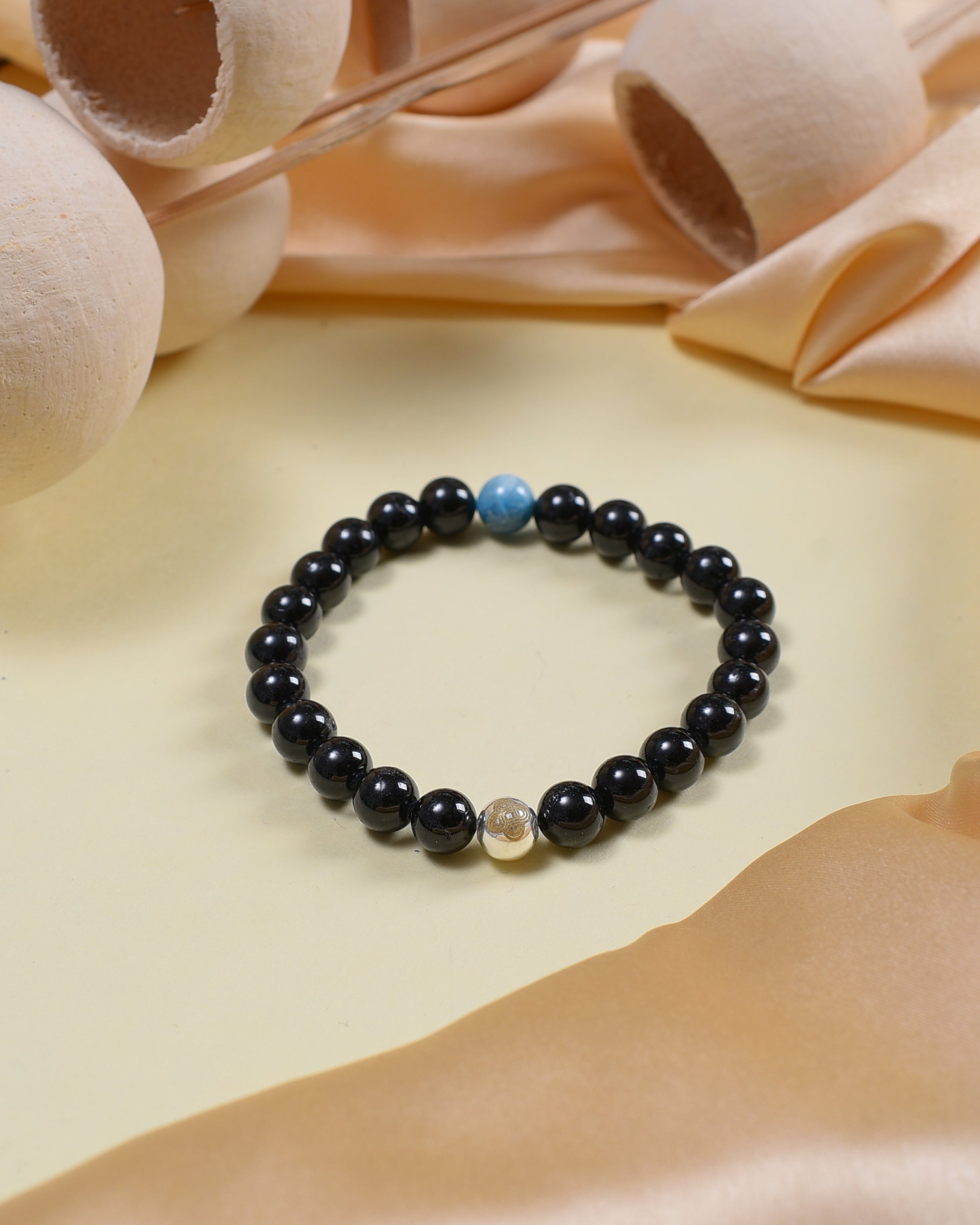 PROTECTIVE GAZE AMULET